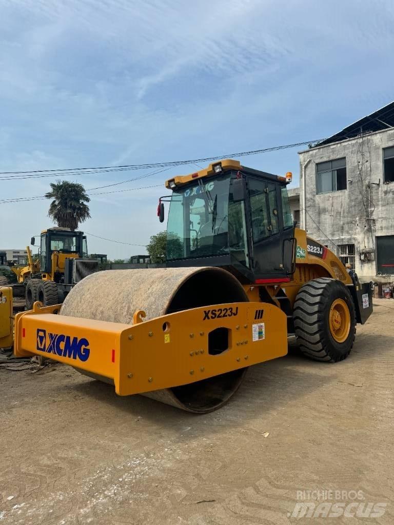 XCMG XS 223 J Vieno būgno volai
