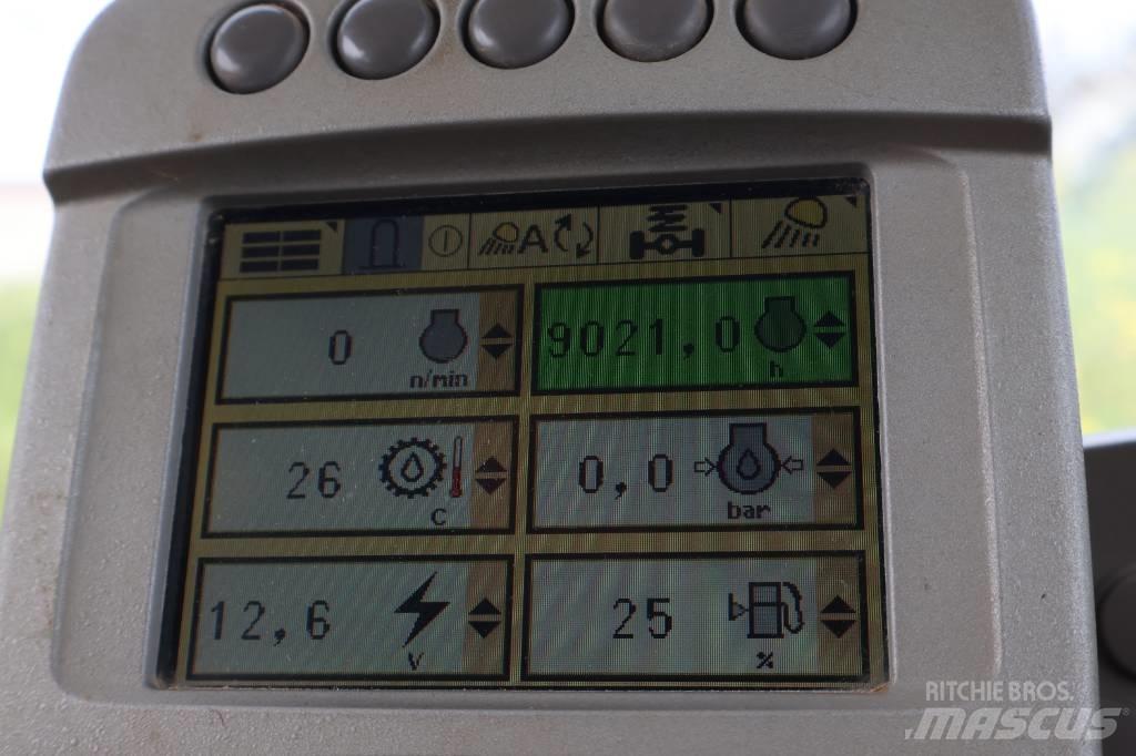 John Deere 6830 Traktoriai