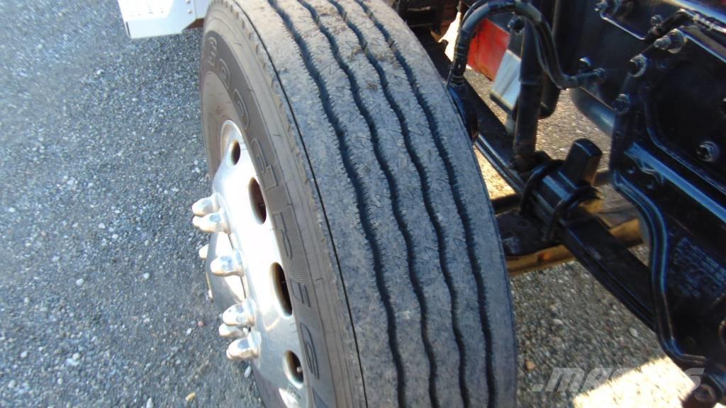 Peterbilt 389 Naudoti vilkikai