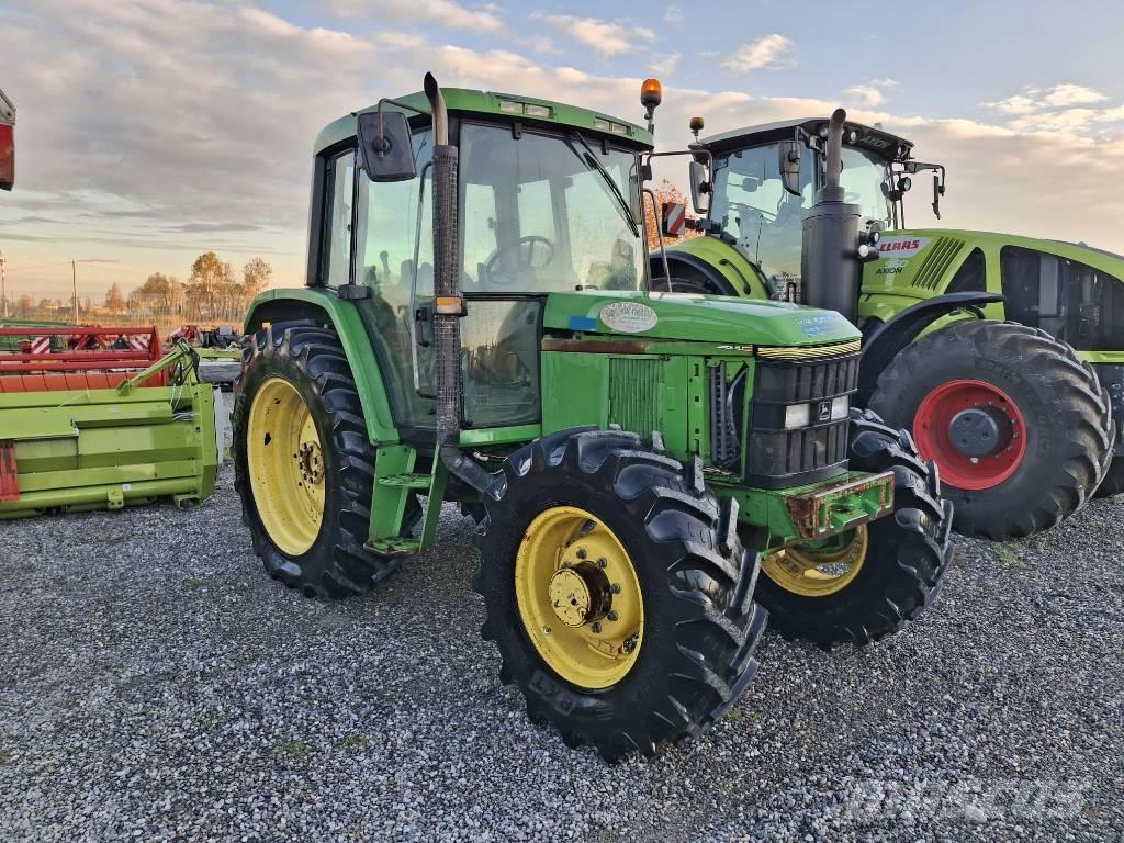 John Deere 6400 Traktoriai