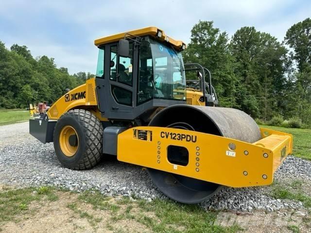 XCMG CV 123 PDU Vieno būgno volai