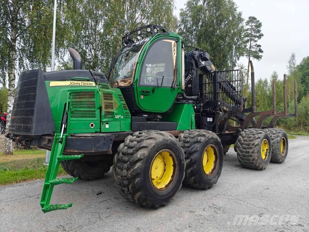 John Deere 1270 E Miško technika (Harvesteriai)