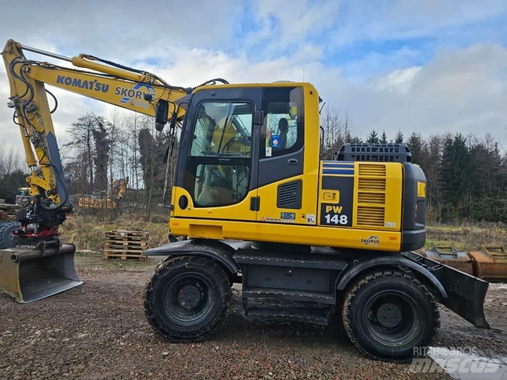 Komatsu PW148-8 Ratiniai ekskavatoriai
