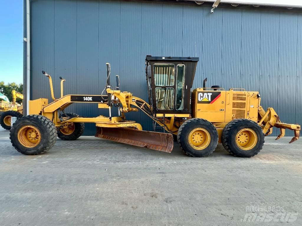 CAT 140K Greideriai