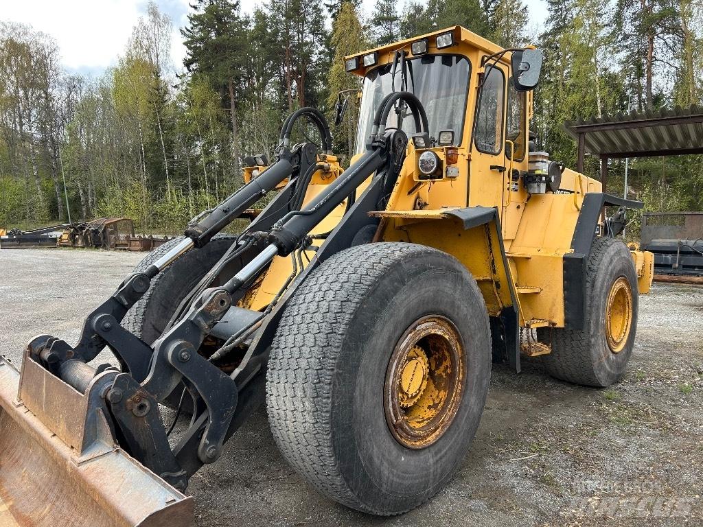 Volvo L 120 Naudoti ratiniai krautuvai
