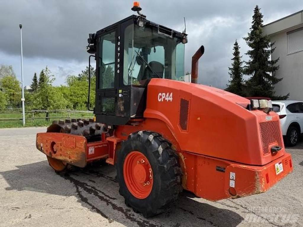CAT CP44 Kiti volai