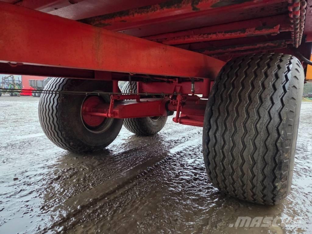 Möre N-218/P Mėšlo barstytuvai