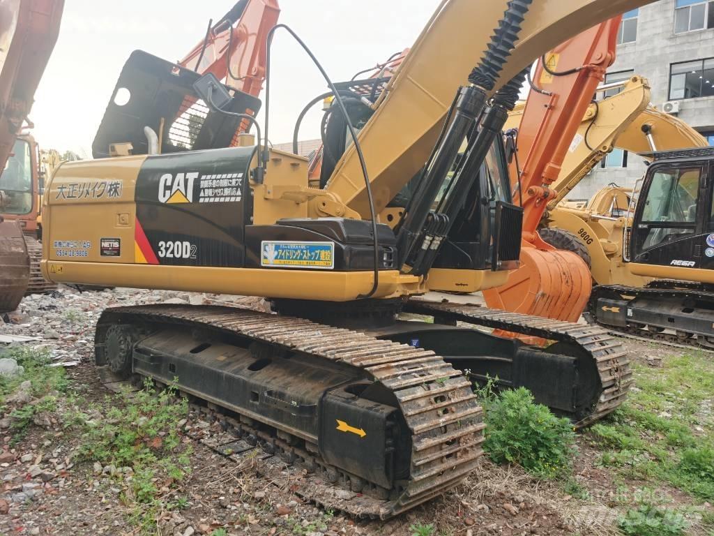CAT 320 D2 Vikšriniai ekskavatoriai
