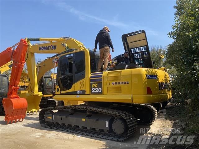 Komatsu PC 220-8 Vikšriniai ekskavatoriai