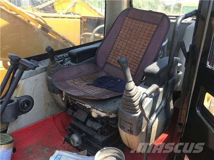 CAT 320 C Vikšriniai ekskavatoriai