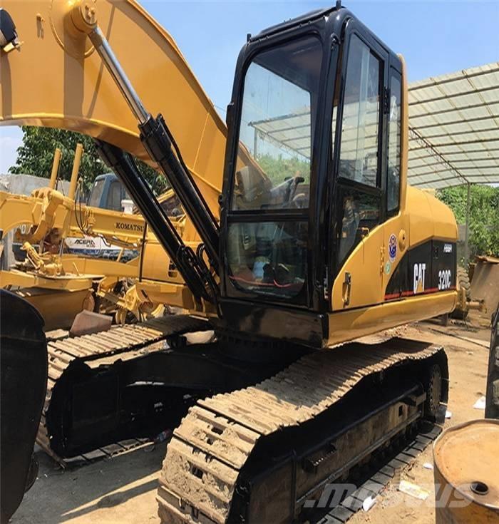 CAT 320 C Vikšriniai ekskavatoriai