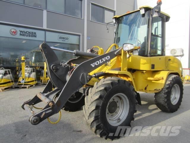 Volvo L 35 Naudoti ratiniai krautuvai
