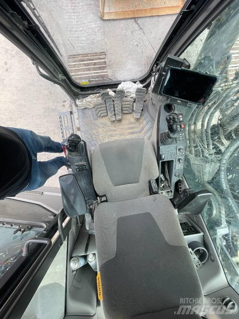 Volvo EC 300 EL Vikšriniai ekskavatoriai