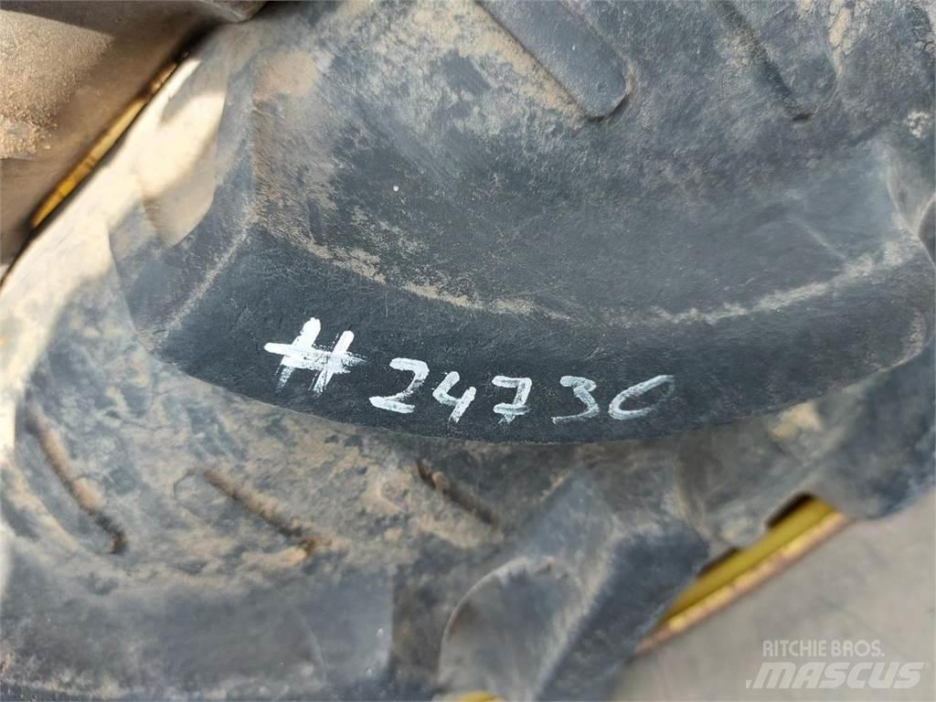Kleber 270/95R32 Padangos, ratai ir ratlankiai