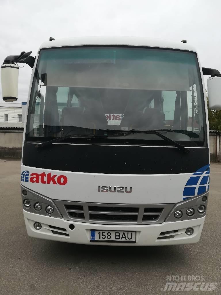 Isuzu Turquoise Tarpmiestiniai autobusai