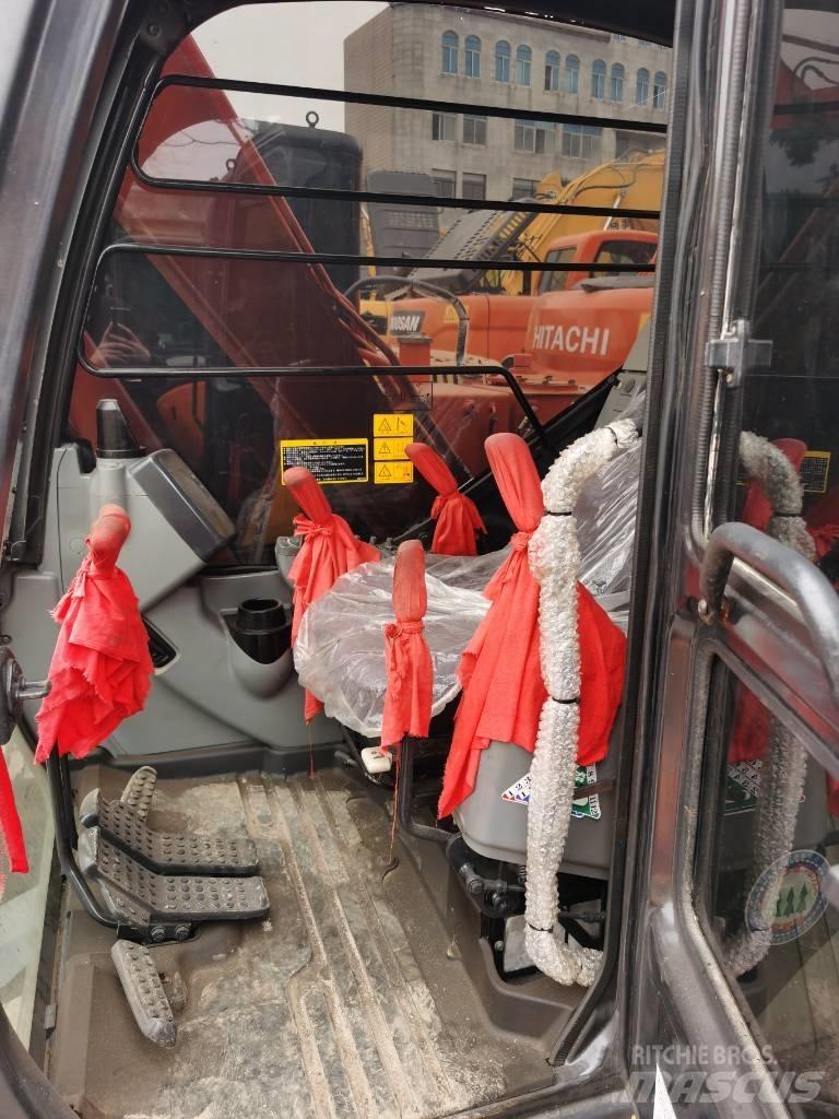 Hitachi ZX 70 Vikšriniai ekskavatoriai