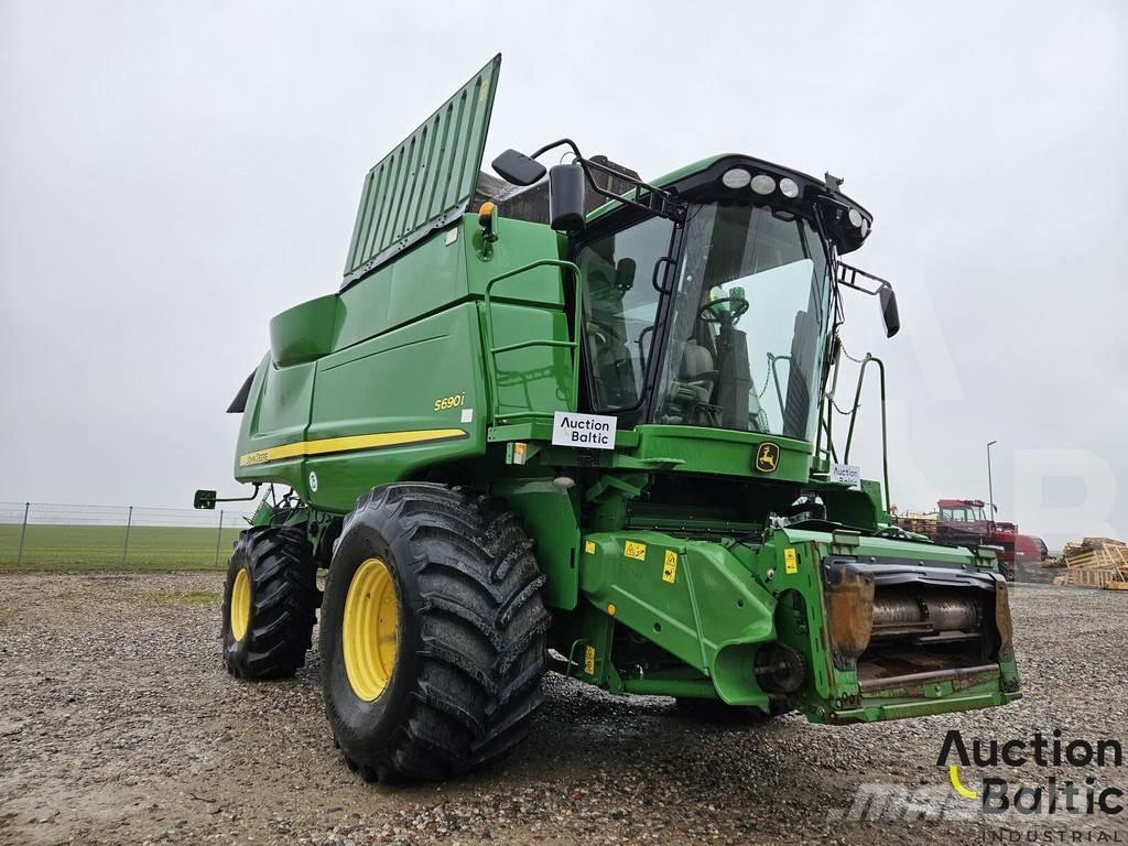 John Deere S 690 i Derliaus nuėmimo kombainai