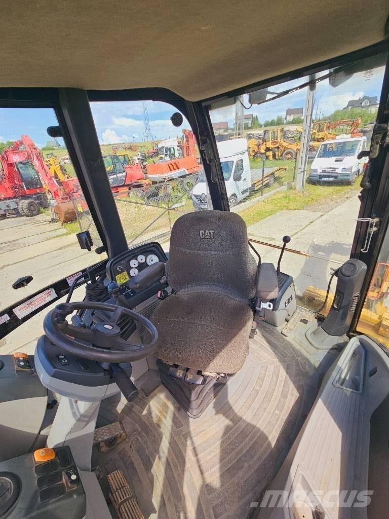 CAT 428 E Ekskavatoriniai krautuvai