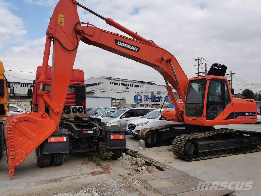 Doosan DH225LC-7 Vikšriniai ekskavatoriai