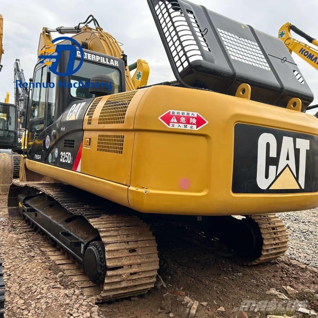 CAT 325D2 Vikšriniai ekskavatoriai