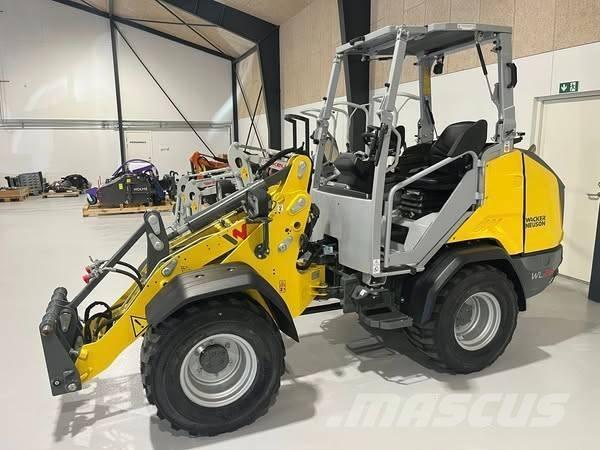 Wacker Neuson WL 28 Naudoti ratiniai krautuvai