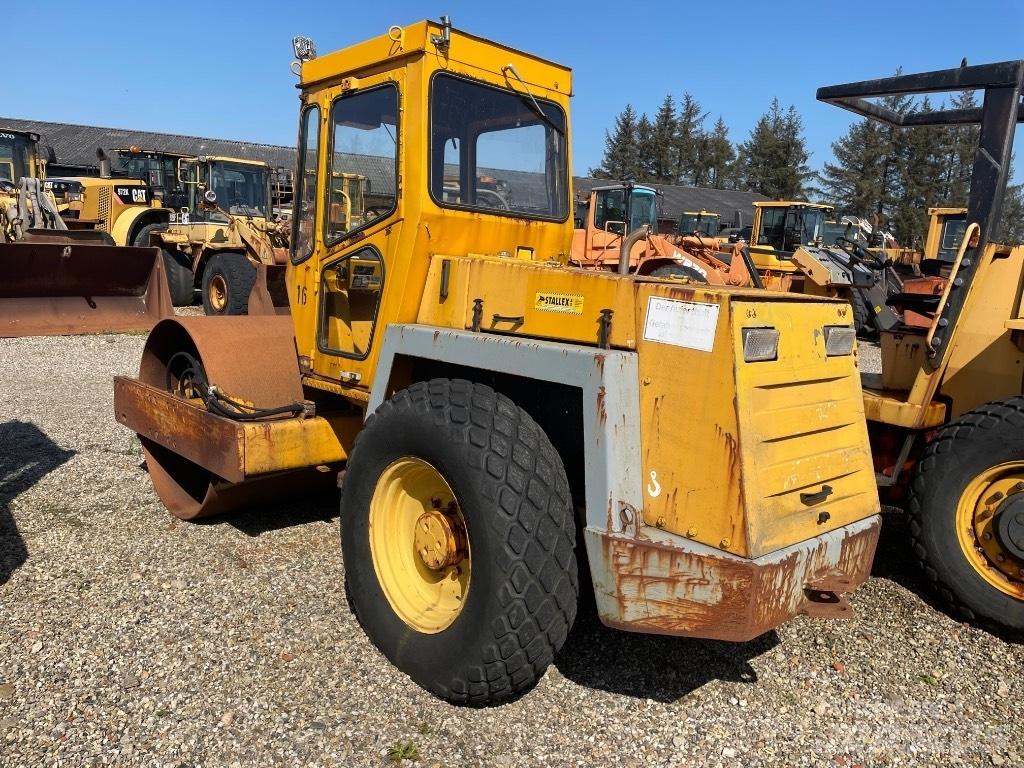 Bomag BW172 Vieno būgno volai