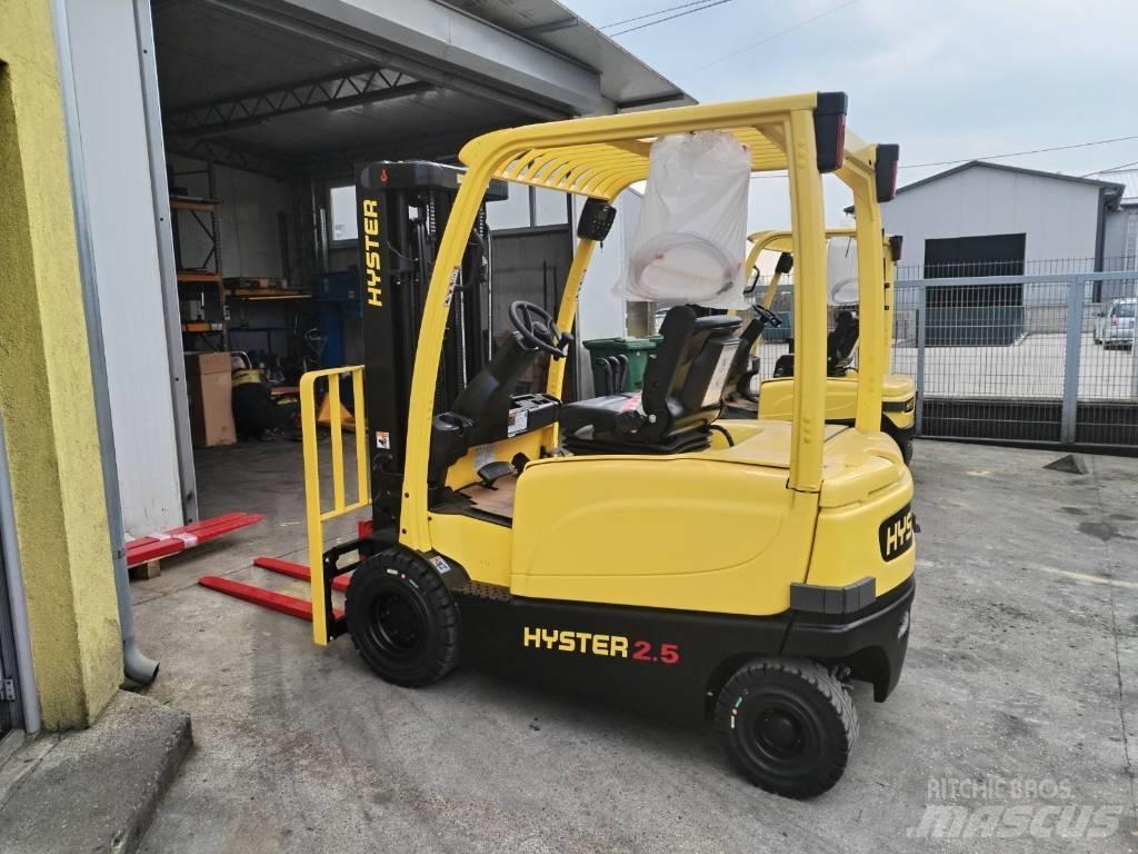 Hyster J 2.5 XN Elektriniai šakiniai krautuvai