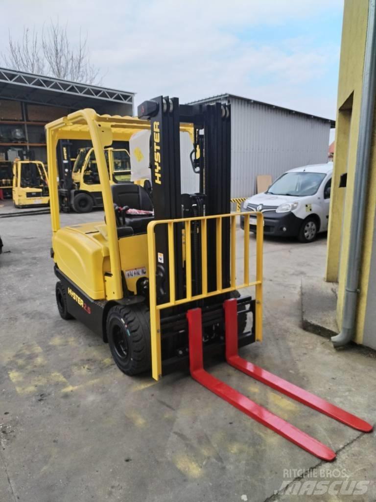 Hyster J 2.5 XN Elektriniai šakiniai krautuvai