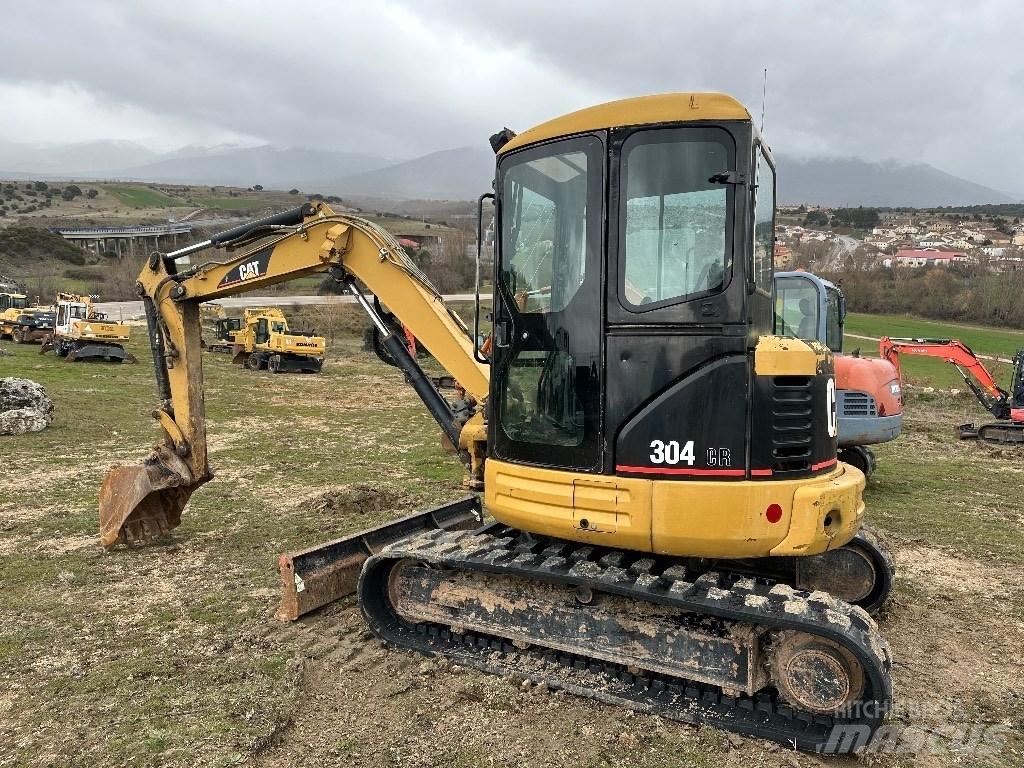 CAT 304 CR Mini ekskavatoriai < 7 t