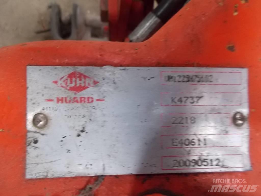 Kuhn Vari-Master 122 Apverčiamieji plūgai