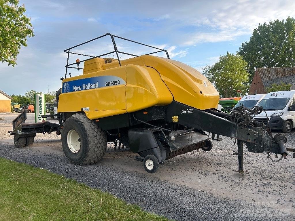 New Holland BB 9090 Stačiakampių ryšulių presai