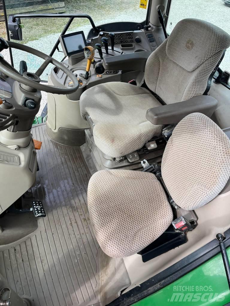 John Deere 6120 R Traktoriai