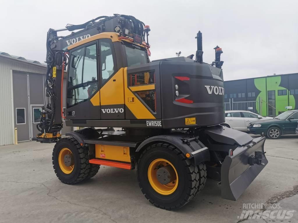 Volvo EWR150E Ratiniai ekskavatoriai
