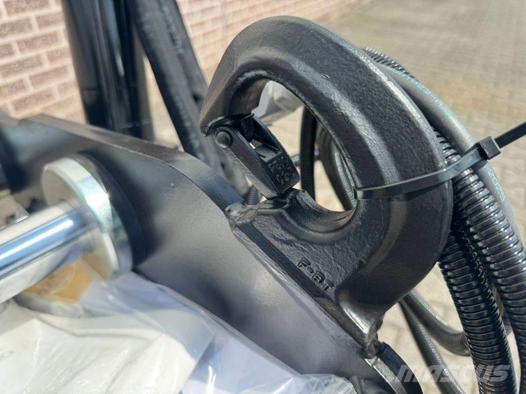 Engcon EC206 Sukimo įrenginiai