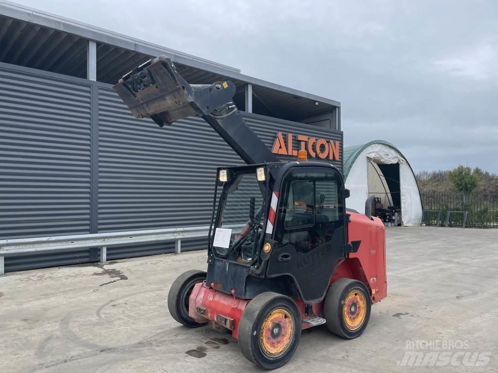 JCB R260 Skiedrovežiai
