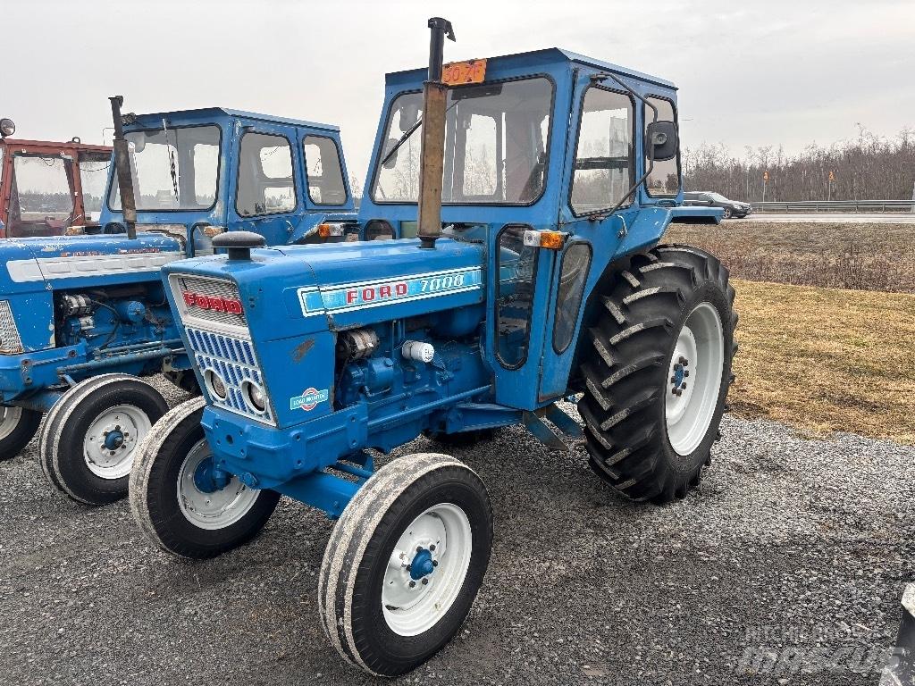 Ford 7000 Traktoriai