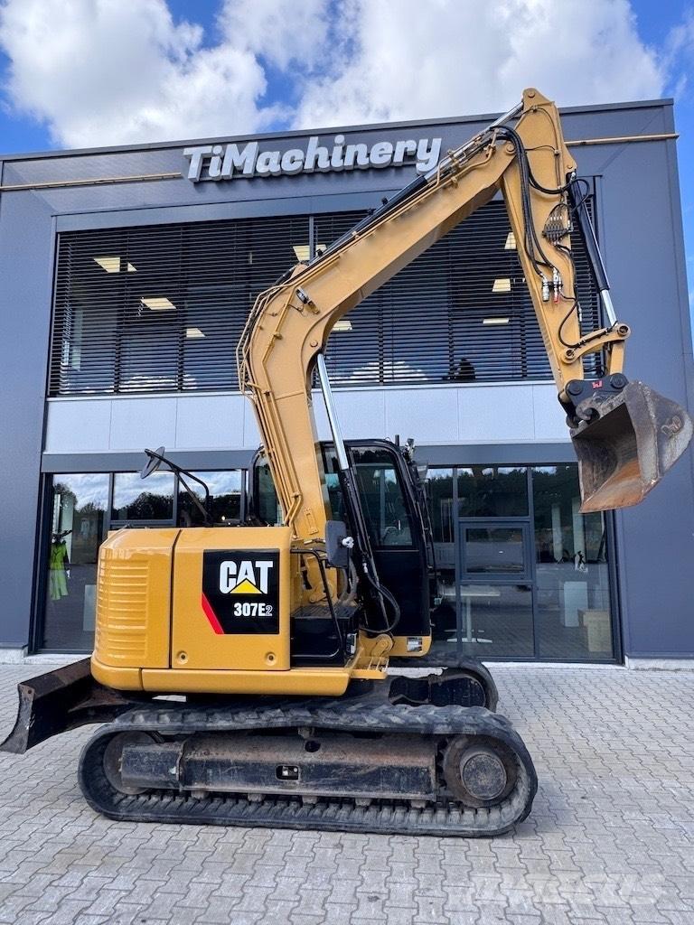 CAT 307E2 Vidutinės galios ekskavatoriai 7-12 t