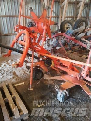 Kuhn GF 5001 Šieno grėbliai ir vartytuvai