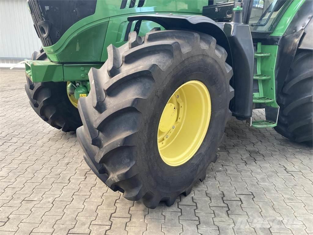 John Deere 6170R Traktoriai