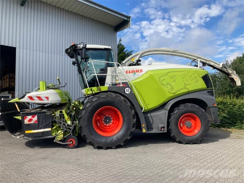 CLAAS Jaguar 960 Pašarų kombainai