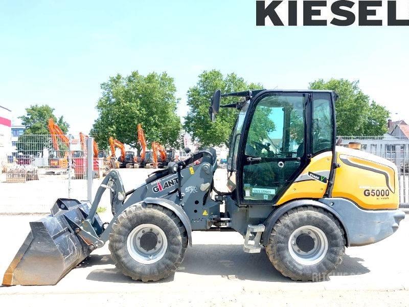 Giant G 5000 X-Tra Krautuvai su šoniniu pasukimu