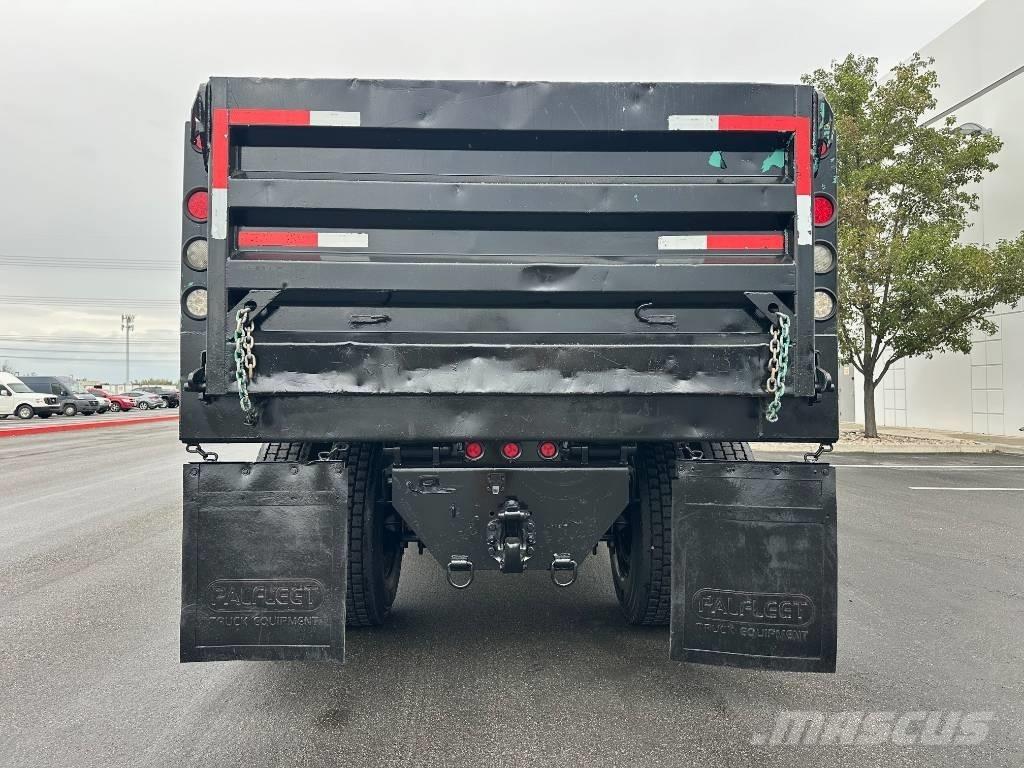Peterbilt 337 Savivarčių priekabų vilkikai