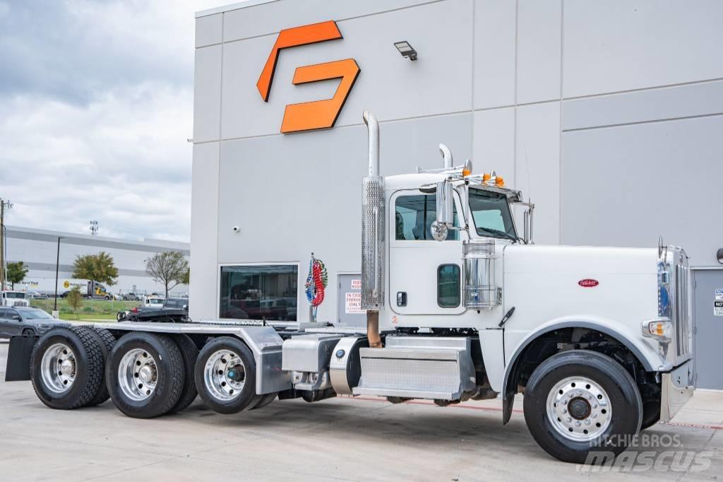 Peterbilt 389 Naudoti vilkikai