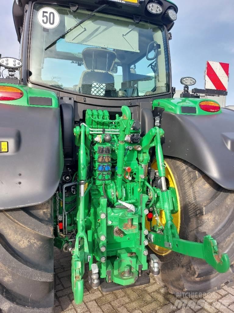 John Deere 6R185 Traktoriai