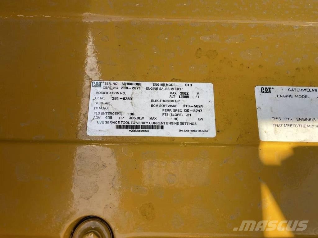 CAT 349 Vikšriniai ekskavatoriai