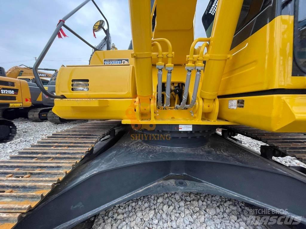 Komatsu PC 220-8M0 Vikšriniai ekskavatoriai