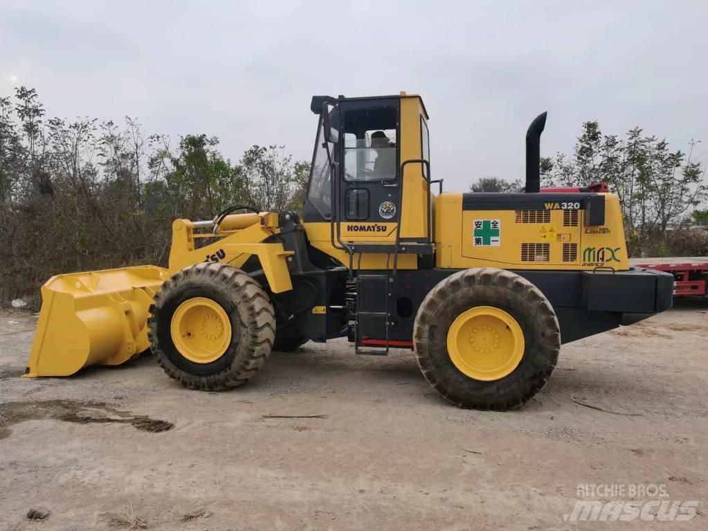 Komatsu WA 320-5 Naudoti ratiniai krautuvai