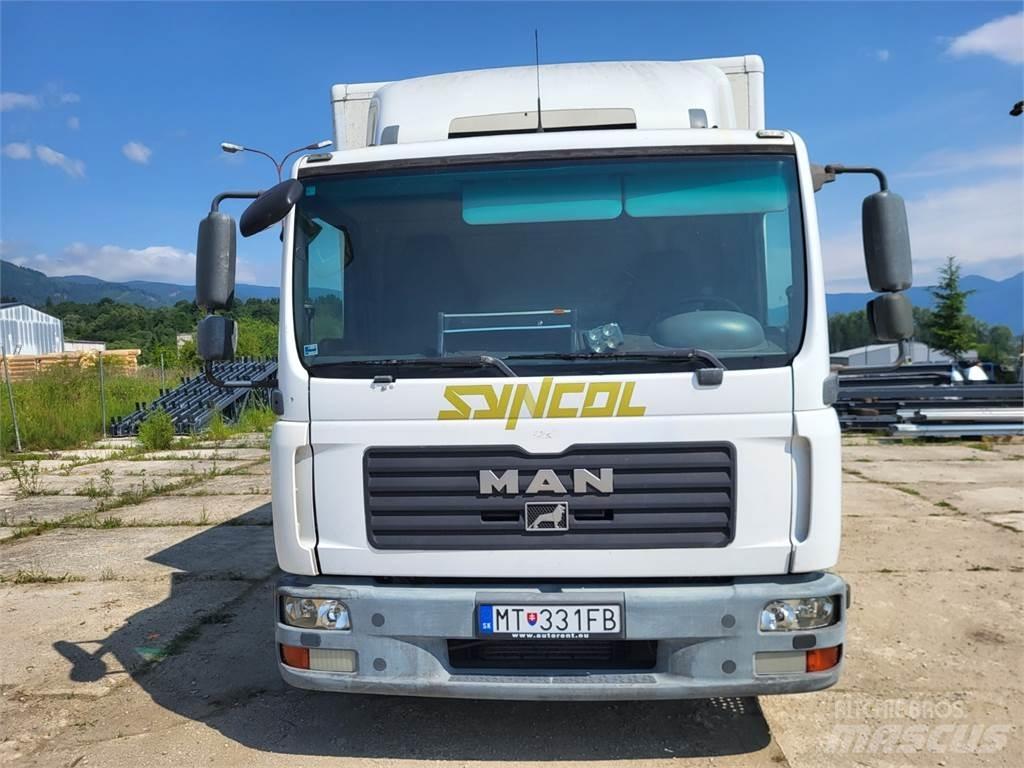 MAN TGL 8.180 Sunkvežimiai su dengtu kėbulu