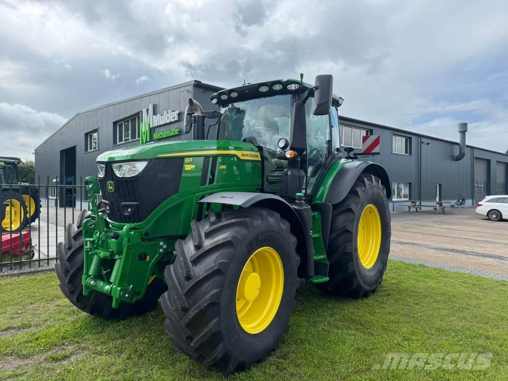 John Deere 6R 250 Traktoriai