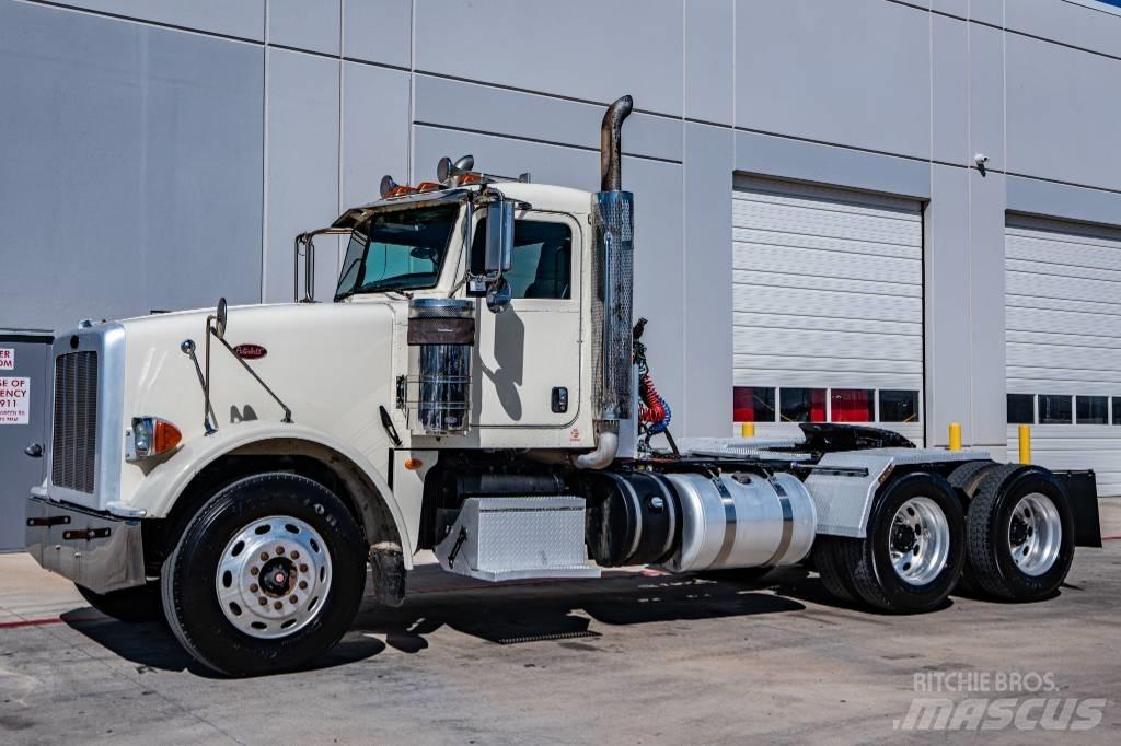 Peterbilt 367 Naudoti vilkikai